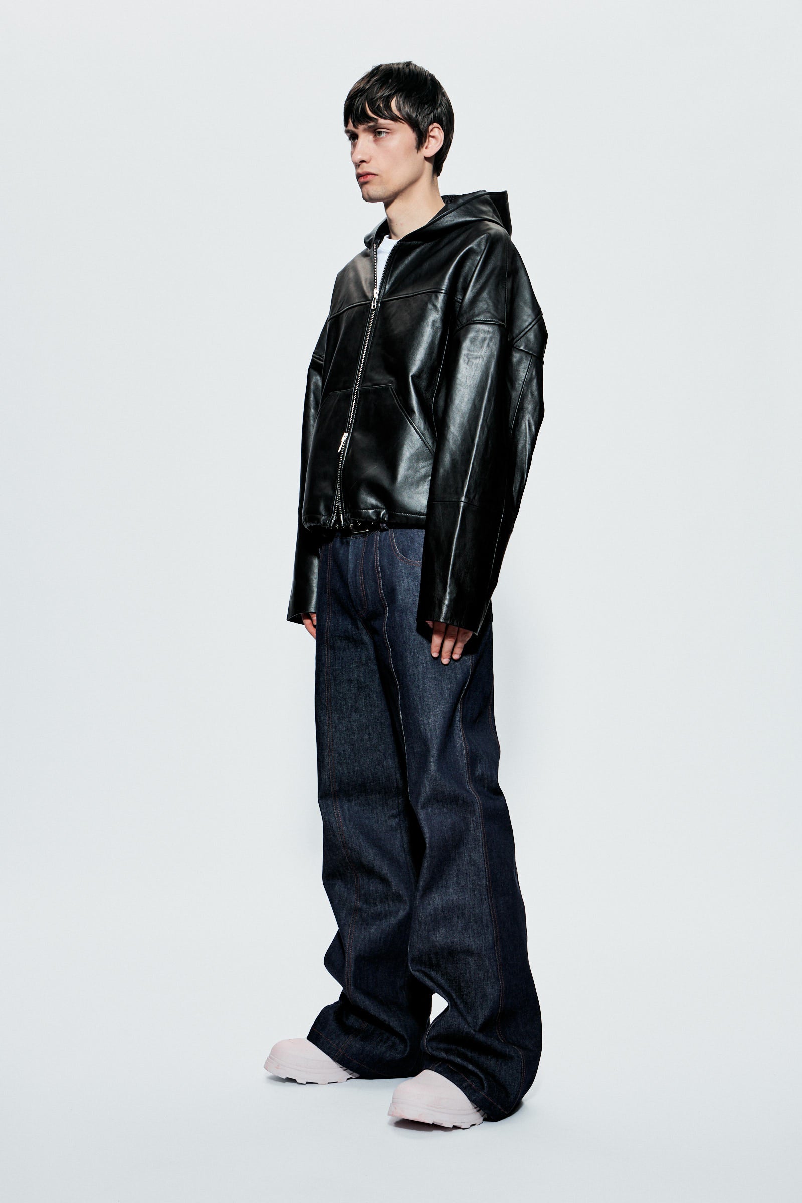 hector-hoodie-black-leather-