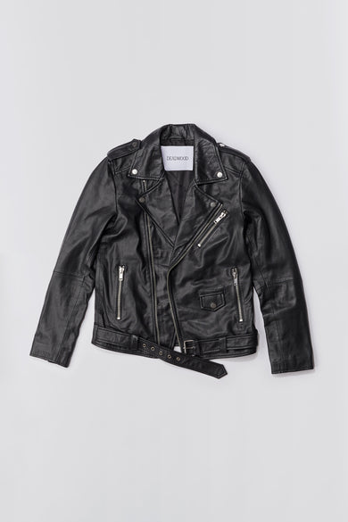  Deadwood biker jacket in black, a classic rider style jacket that features all the right details including a practical inside pocket. Made from upcycled leather. 